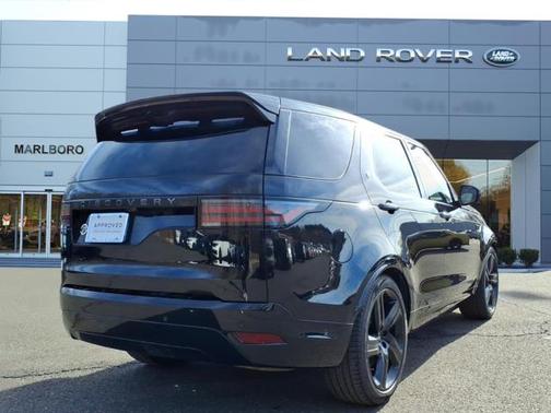 2024 Land Rover Discovery P360 Dynamic SE