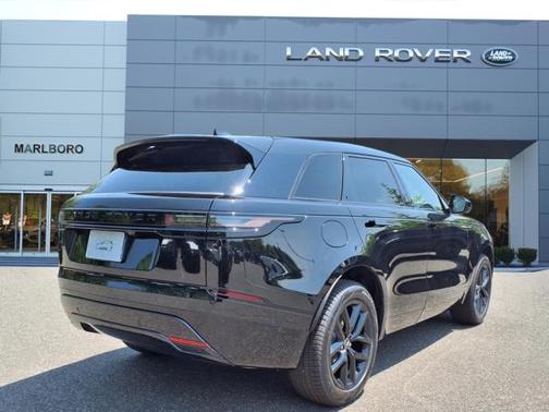 2026 Land Rover Range Rover Velar Dynamic SE