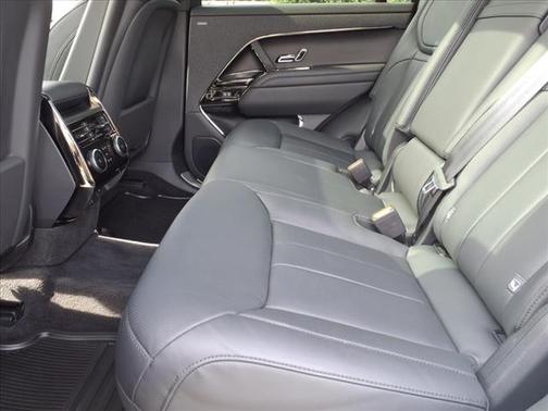 2023 Land Rover Range Rover Sport SE