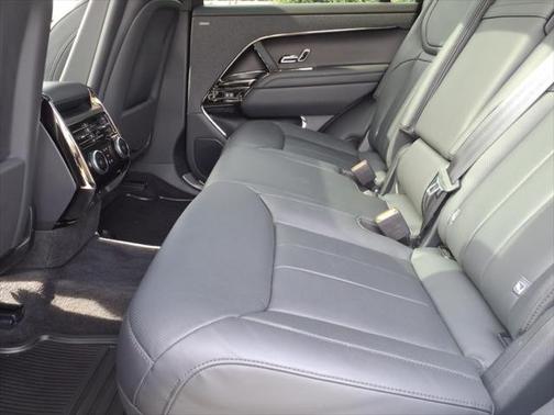 2023 Land Rover Range Rover Sport SE