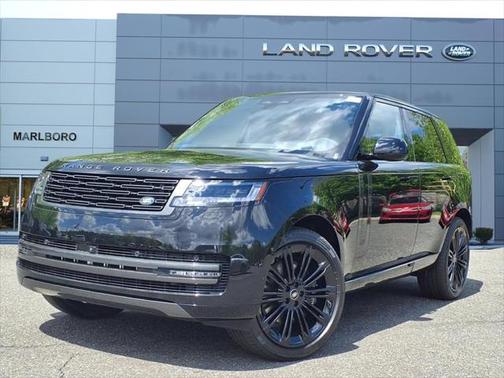 2025 Land Rover Range Rover SE