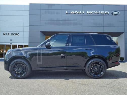 2025 Land Rover Range Rover SE