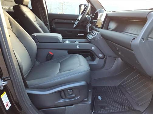 2025 Land Rover Defender 110 P500 X-Dynamic SE