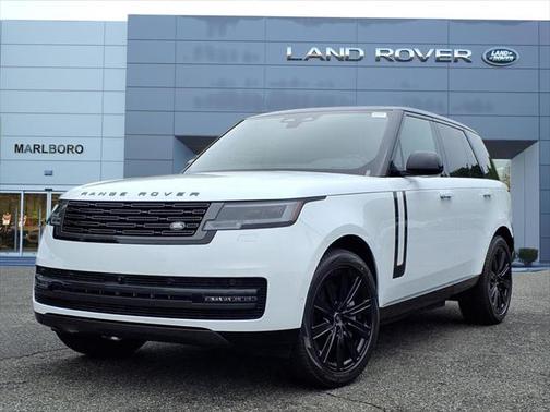 2025 Land Rover Range Rover SE