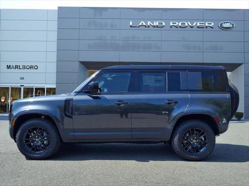 2025 Land Rover Defender 110 S