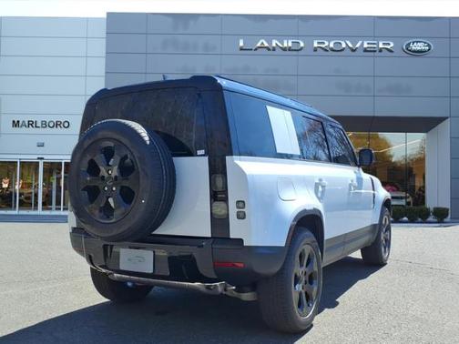 Fuji White 2026 Land Rover Defender P300 S