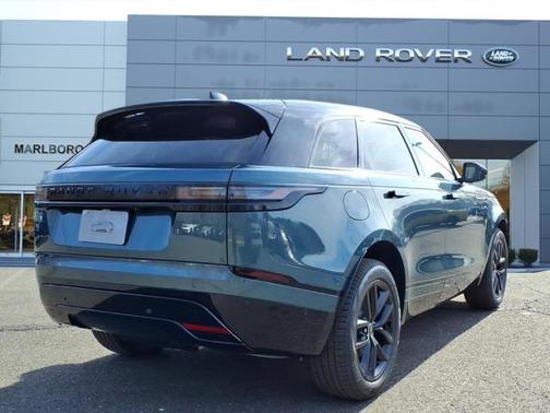 2026 Land Rover Range Rover Velar P400 Dynamic SE