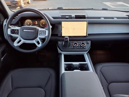 2025 Land Rover Defender 110 S