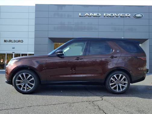 2026 Land Rover Discovery Tempest Edition