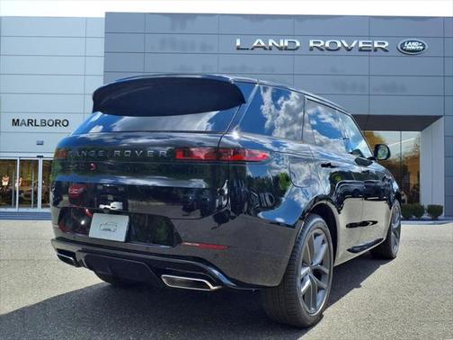 2025 Land Rover Range Rover Sport SE