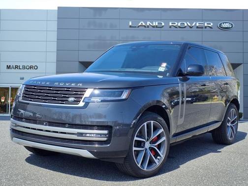 2025 Land Rover Range Rover SE