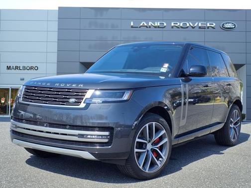 2025 Land Rover Range Rover SE