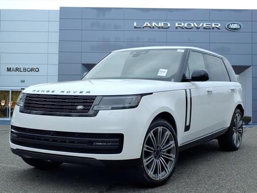 2026 Land Rover Range Rover P530 SE 7 Seat