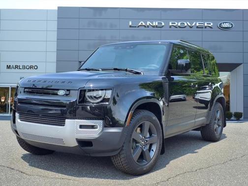 2025 Land Rover Defender 110 S