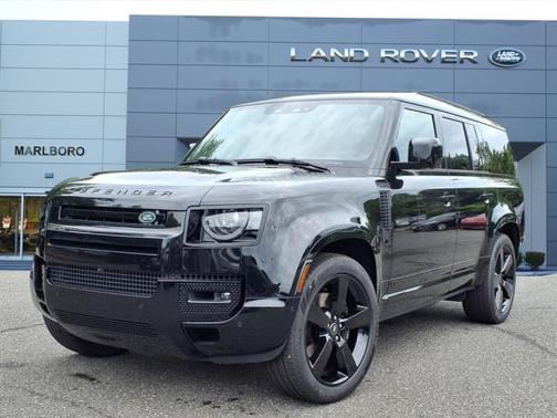 2025 Land Rover Defender V8