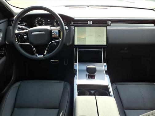 2026 Land Rover Range Rover Velar P250 SE R-Dynamic