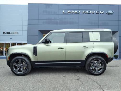 2023 Land Rover Defender 110 X-Dynamic SE