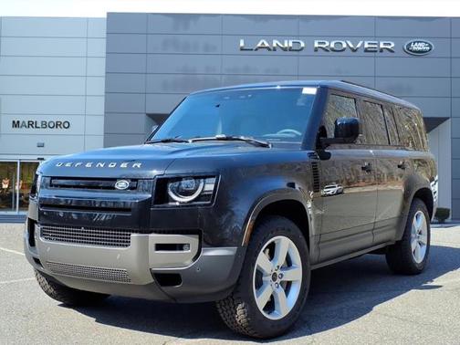 Santorini Black Metallic 2026 Land Rover Defender P300 S