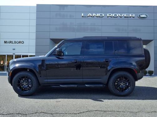 2025 Land Rover Defender 110 S