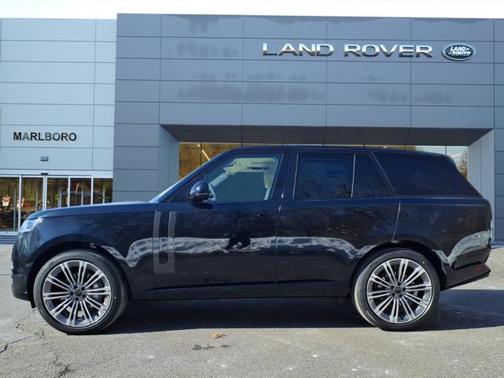 2026 Land Rover Range Rover P400 SE