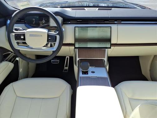 2026 Land Rover Range Rover P400 SE