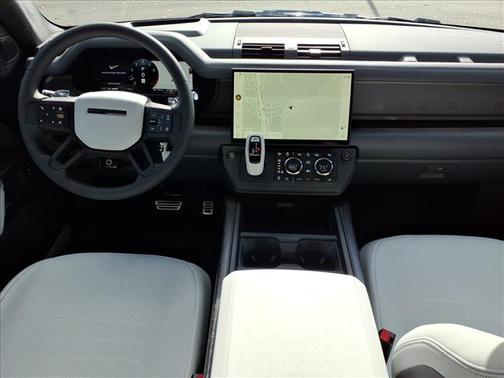 2026 Land Rover Defender 110 V8