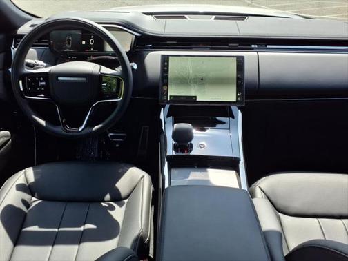 2025 Land Rover Range Rover Sport SE