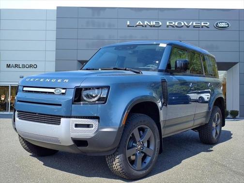 2025 Land Rover Defender 110 S