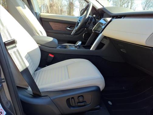 2025 Land Rover Discovery Sport S