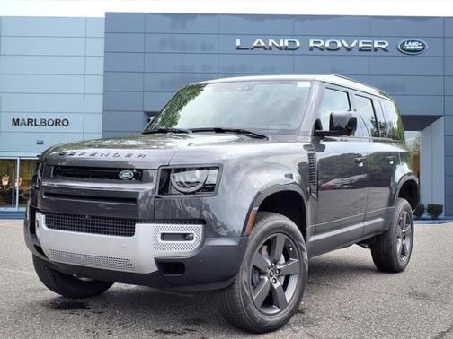 2025 Land Rover Defender 110 P300