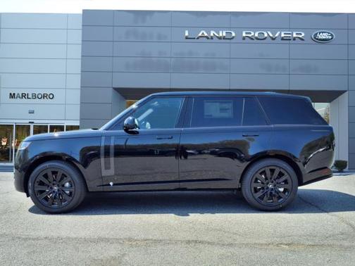 2025 Land Rover Range Rover P530 SE 7 Seat