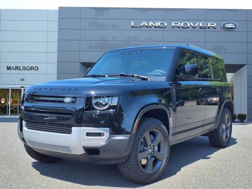 2025 Land Rover Defender 110 S