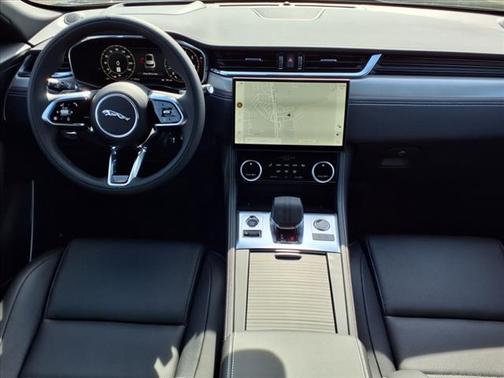 2026 Jaguar F-PACE P250