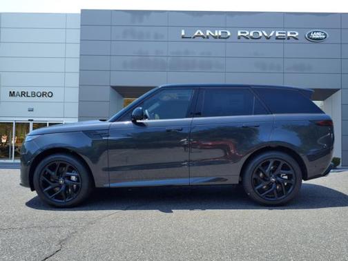 2025 Land Rover Range Rover Sport SE