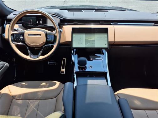 2025 Land Rover Range Rover Sport SE
