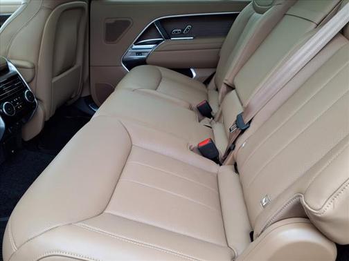 2025 Land Rover Range Rover SE LWB