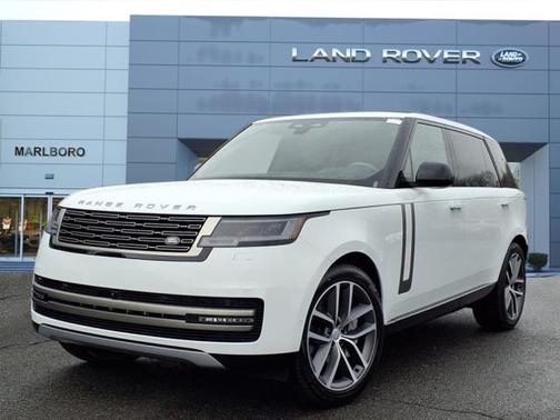 2025 Land Rover Range Rover SE LWB