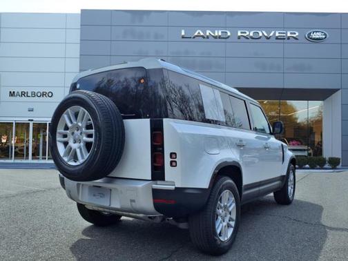 2025 Land Rover Defender 110 P300
