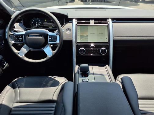 2025 Land Rover Discovery S
