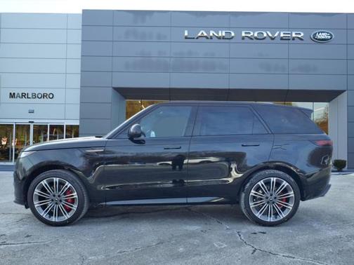 2025 Land Rover Range Rover Sport SE