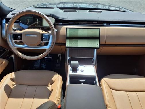 2025 Land Rover Range Rover P530 SE