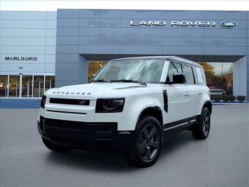Fuji White 2026 Land Rover Defender P400 X-Dynamic SE