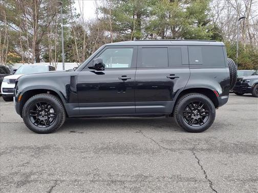 2024 Land Rover Defender 110 P400 S