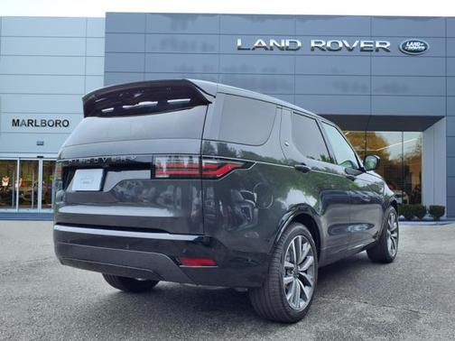 2025 Land Rover Discovery Dynamic SE