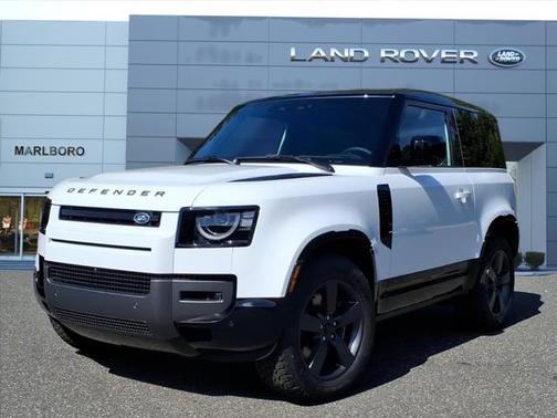 2026 Land Rover Defender V8