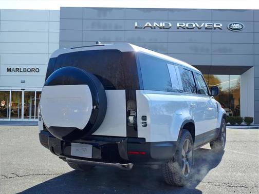 2026 Land Rover Defender P300 S