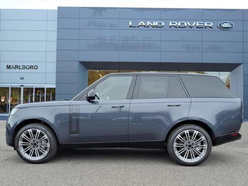 2026 Land Rover Range Rover P400 SE