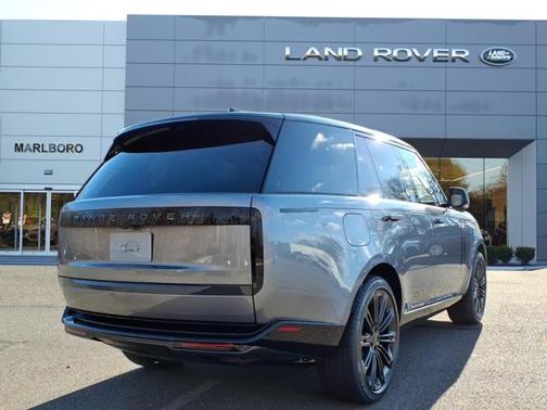 2026 Land Rover Range Rover P400 SE