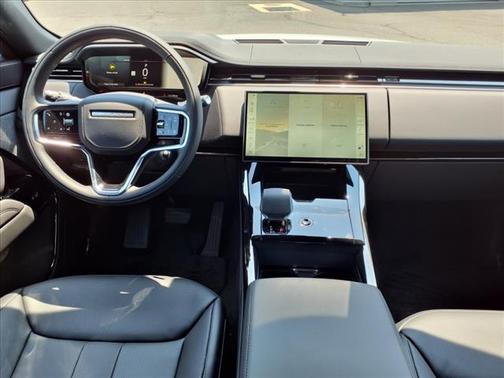 2025 Land Rover Range Rover Sport SE
