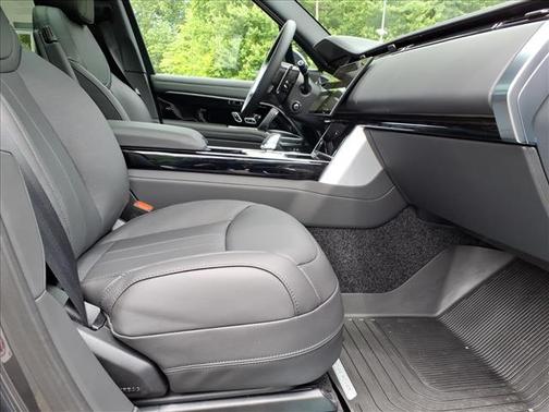 Gray 2026 Land Rover Range Rover P400 SE 7 Seat